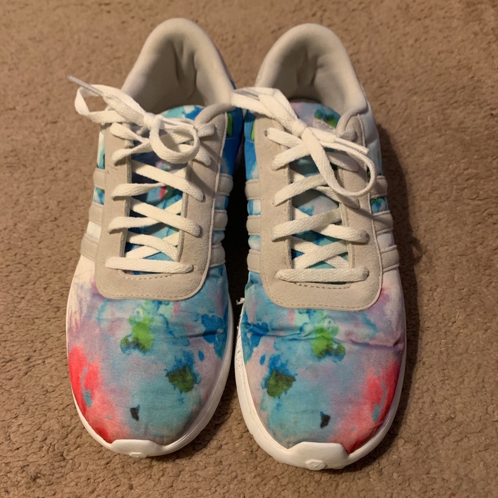 Adidas Multi-colored shoe